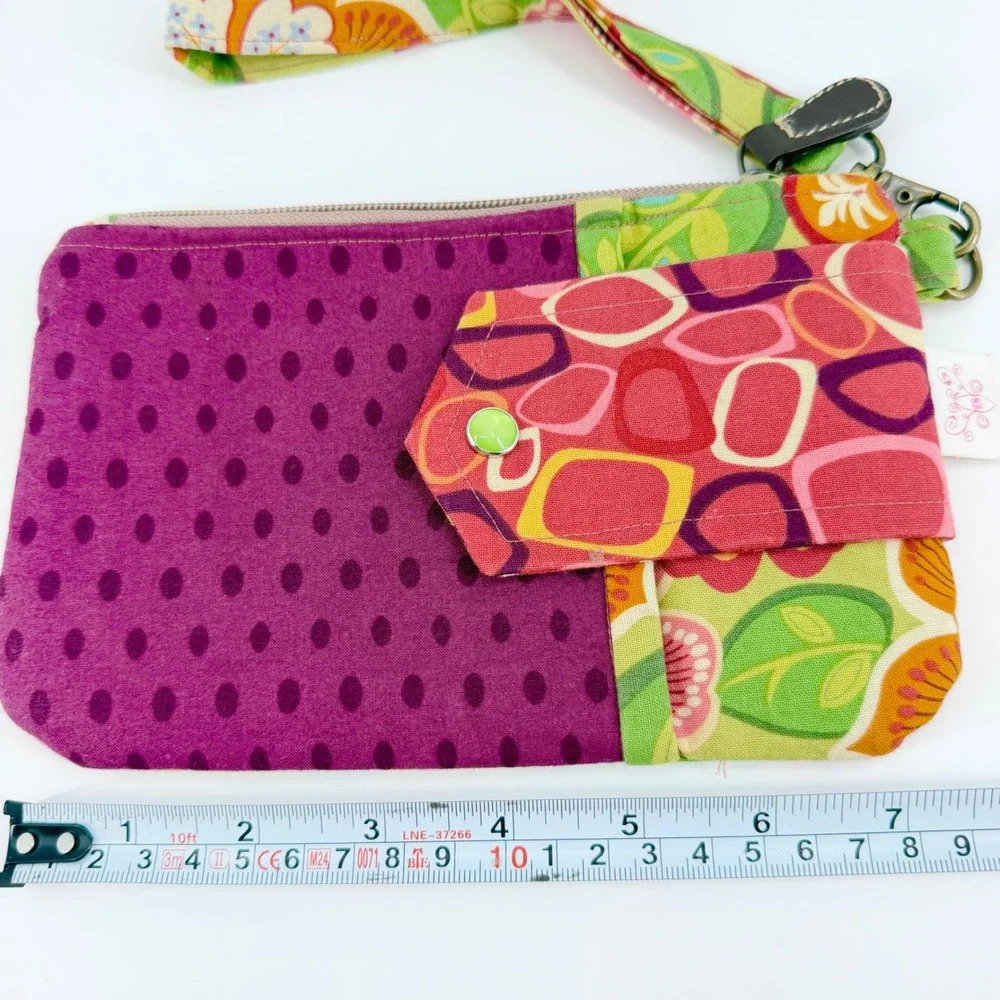 CT Designs Handmade Floral Patchwork Wristlet Wallet Clutch ID Window Boho